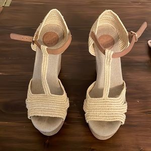 Tory Burch wedges size 7.5